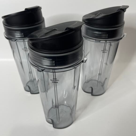 3 Ninja OEM cups with sip and go flip top lids - Picture 7 of 9